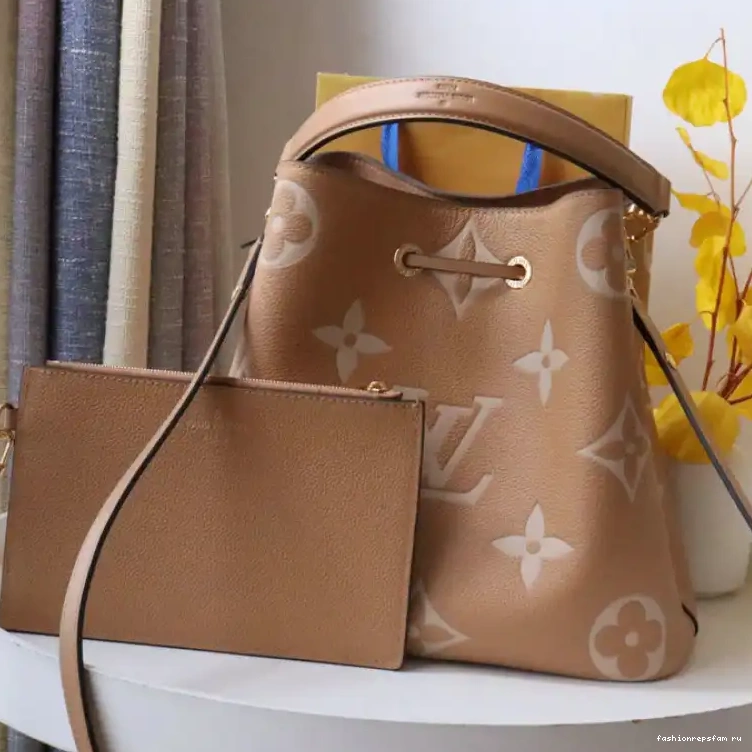 Fashionrepsfam ru Bag LV 2207DJ0010 0610